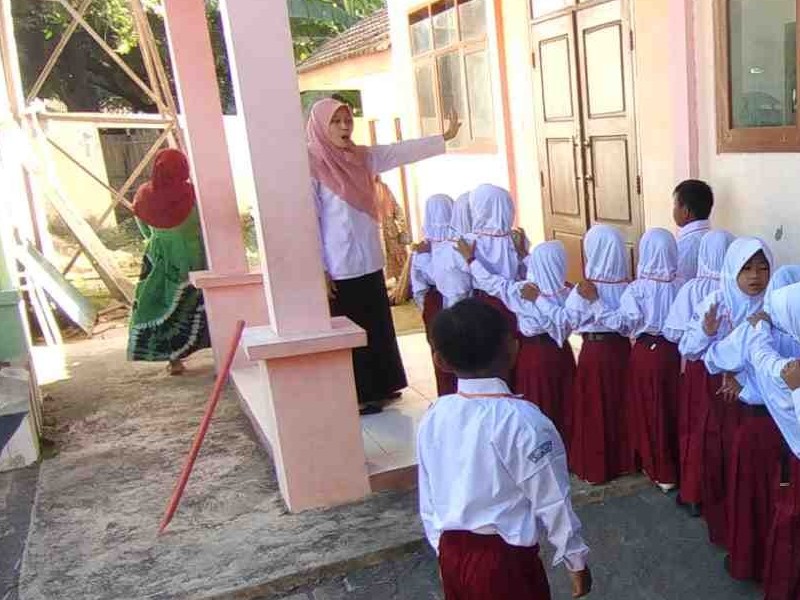 MPLS HARI KETIGA TOUR & PENGENALAN LINGKUNGAN SEKOLAH