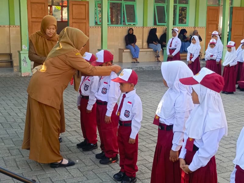 Upacara Pembukaan Masa Pengenalan Lingkungan Sekolah (MPLS) Tahun Ajaran 2026/2027